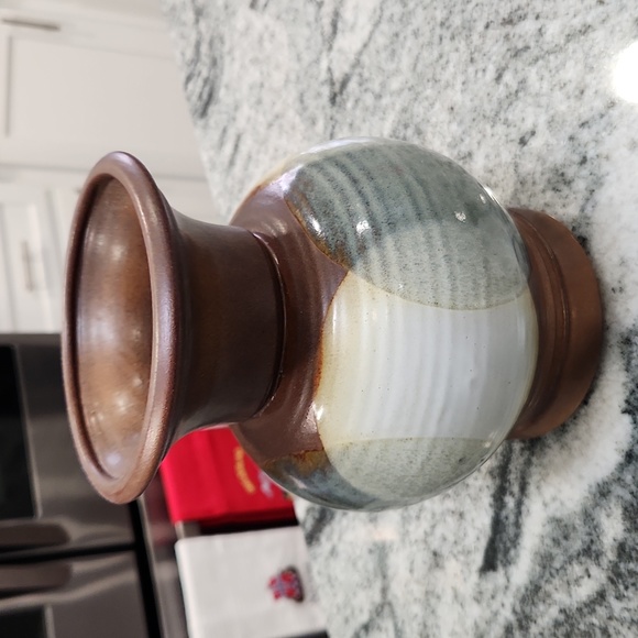 Pottery Craft Vase - Picture 1 of 2